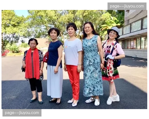 回放中心证据标准严苛，无清晰触球证据维持原判成常态